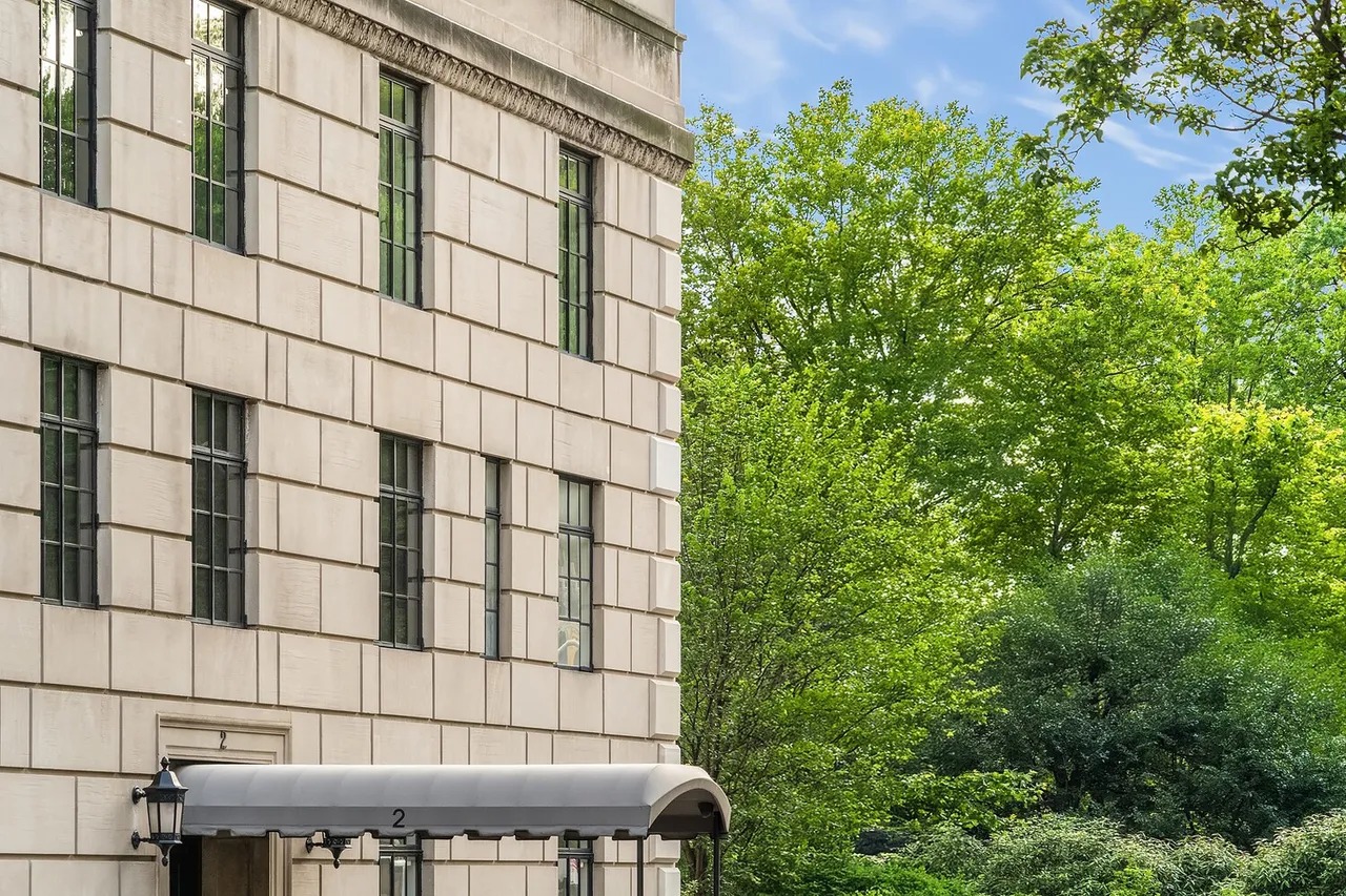 The Denning & Fourcade Interiors: A CPA's Valuation of Museum-Quality Provenance at 2 East 67th