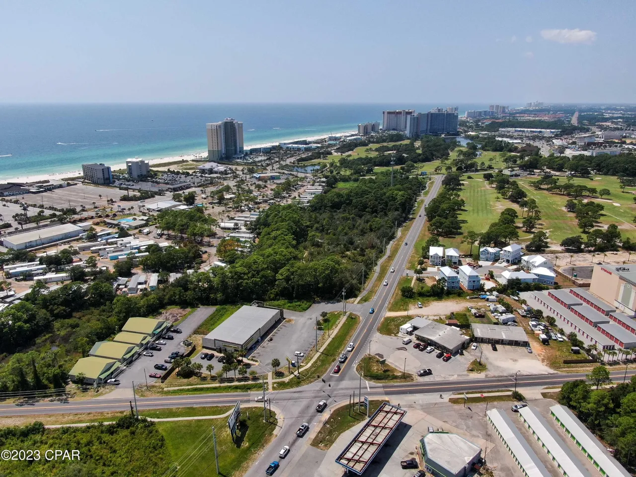 أرض تجارية / أرض للتطوير (Land)